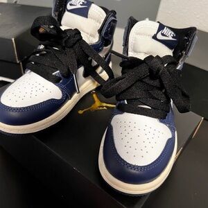 11c toddler Jordan’s